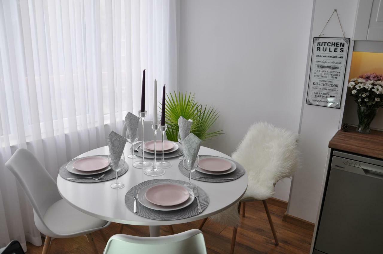 Lux Apartment Pazardzhik Exterior photo